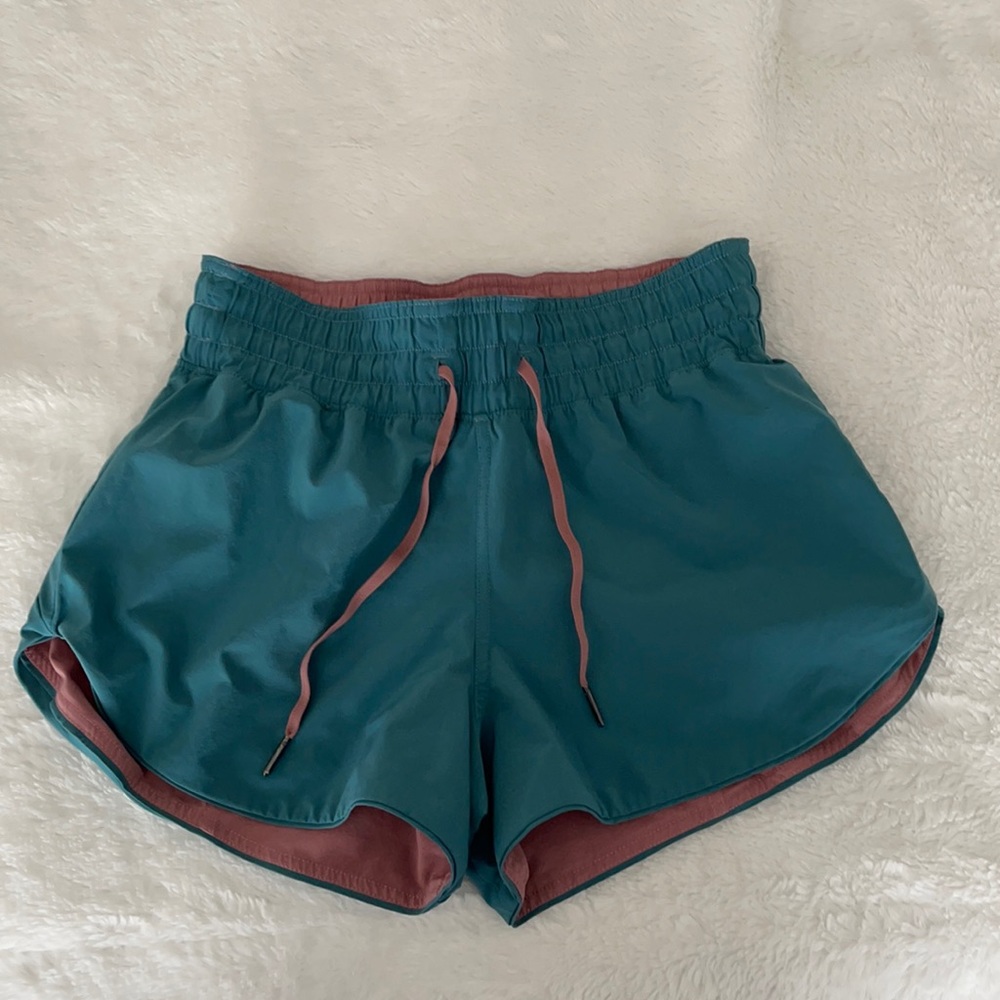 Lululemon Choose a Side Short 3”